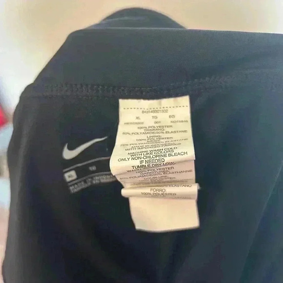 NWOT Women’s Nike Solid Black Board Short Swim Bottoms - Size XL - Picture 5 of 8